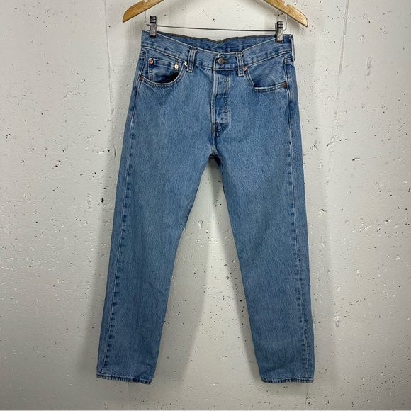 Levi's Men's 501 Size 30 x 30.7 Original Regular Fit Straight Leg Jeans - Picture 2 of 14